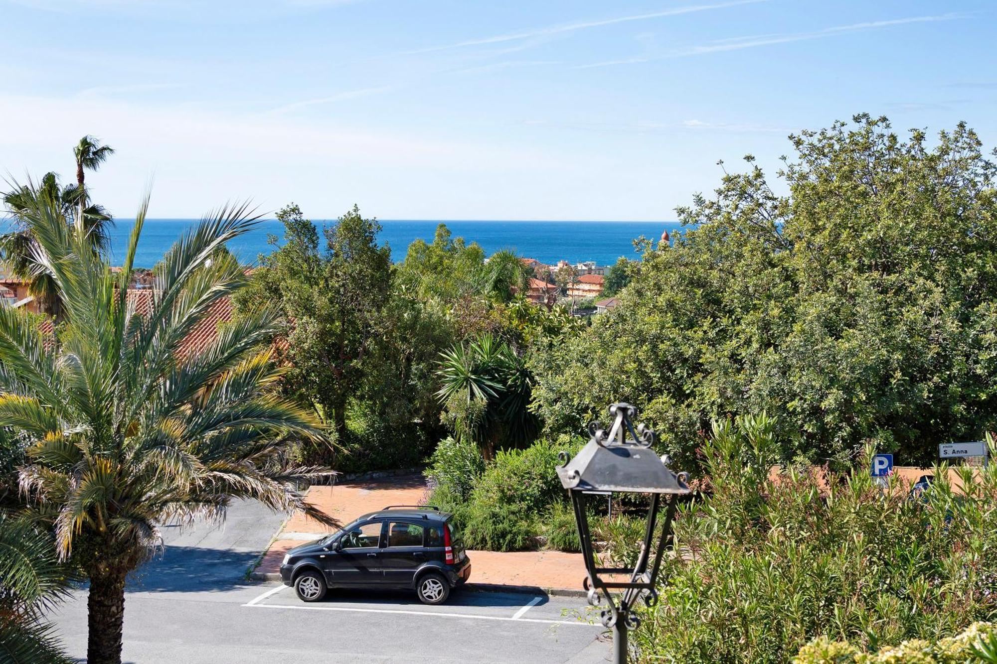 La Casa Incantata San Bartolomeo Al Mare Exterior photo